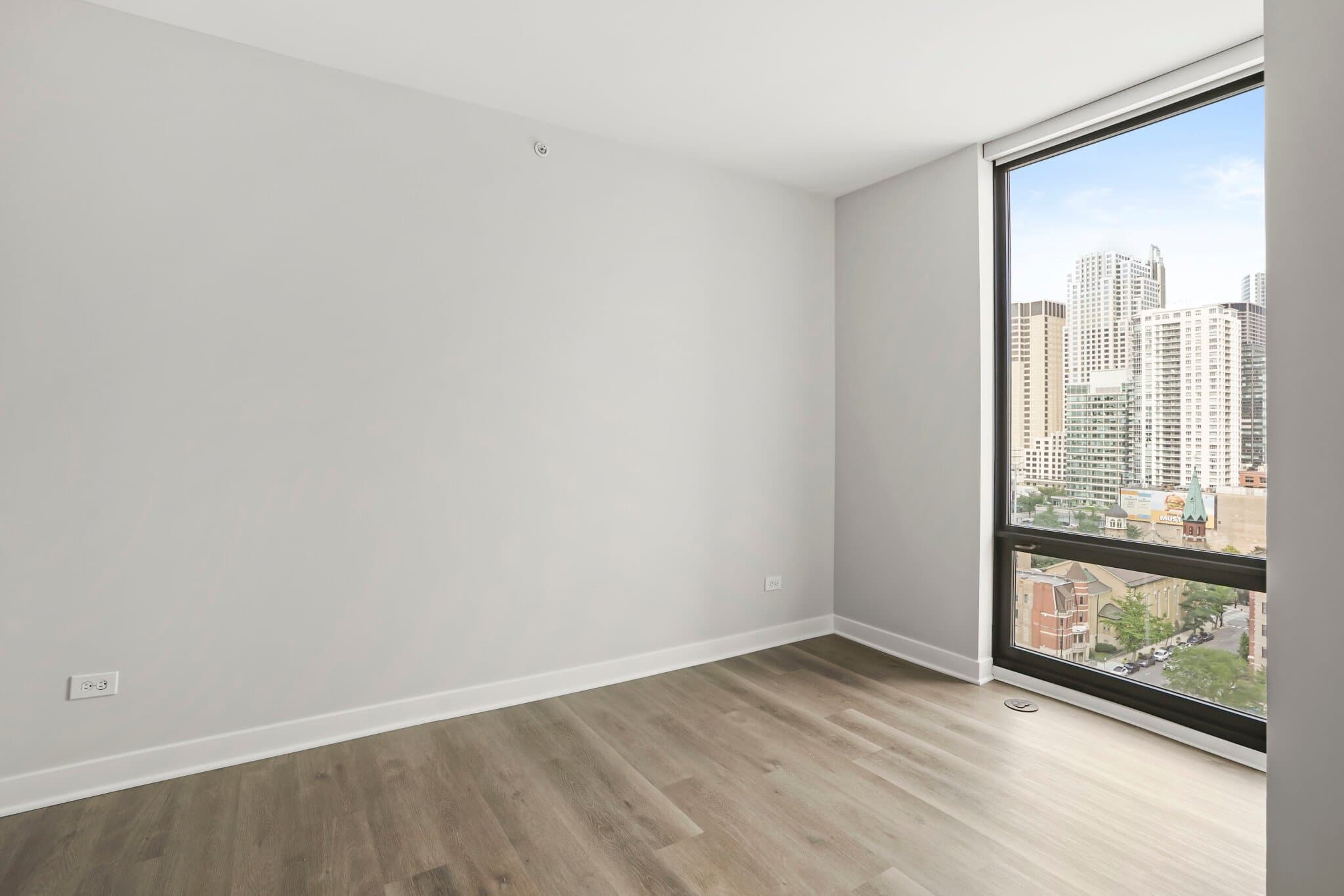 Chicago Condo: 208 South Halsted Street