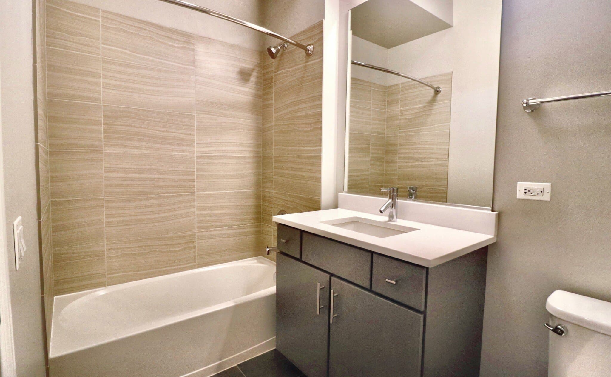 Chicago Condo: 899 South State Street