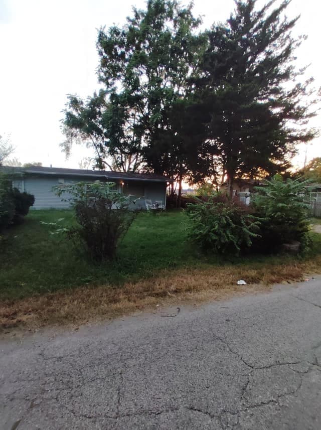 Cahokia House: 1106 St Michael Dr