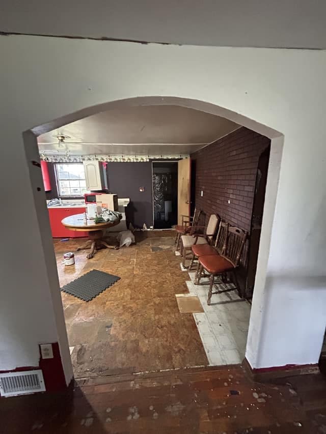 Cahokia House: 1922 Harvest Ave