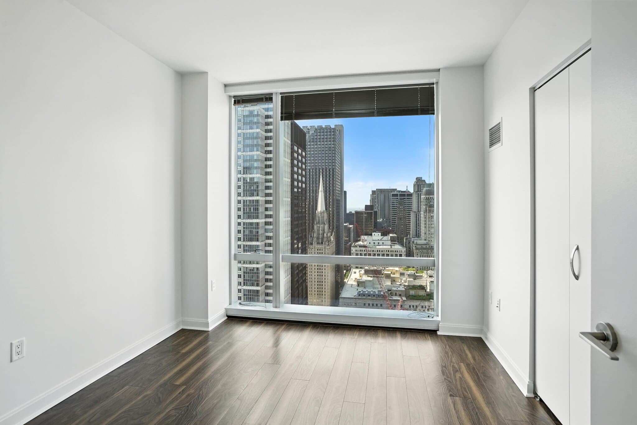 Chicago Condo: 223 N La Salle St