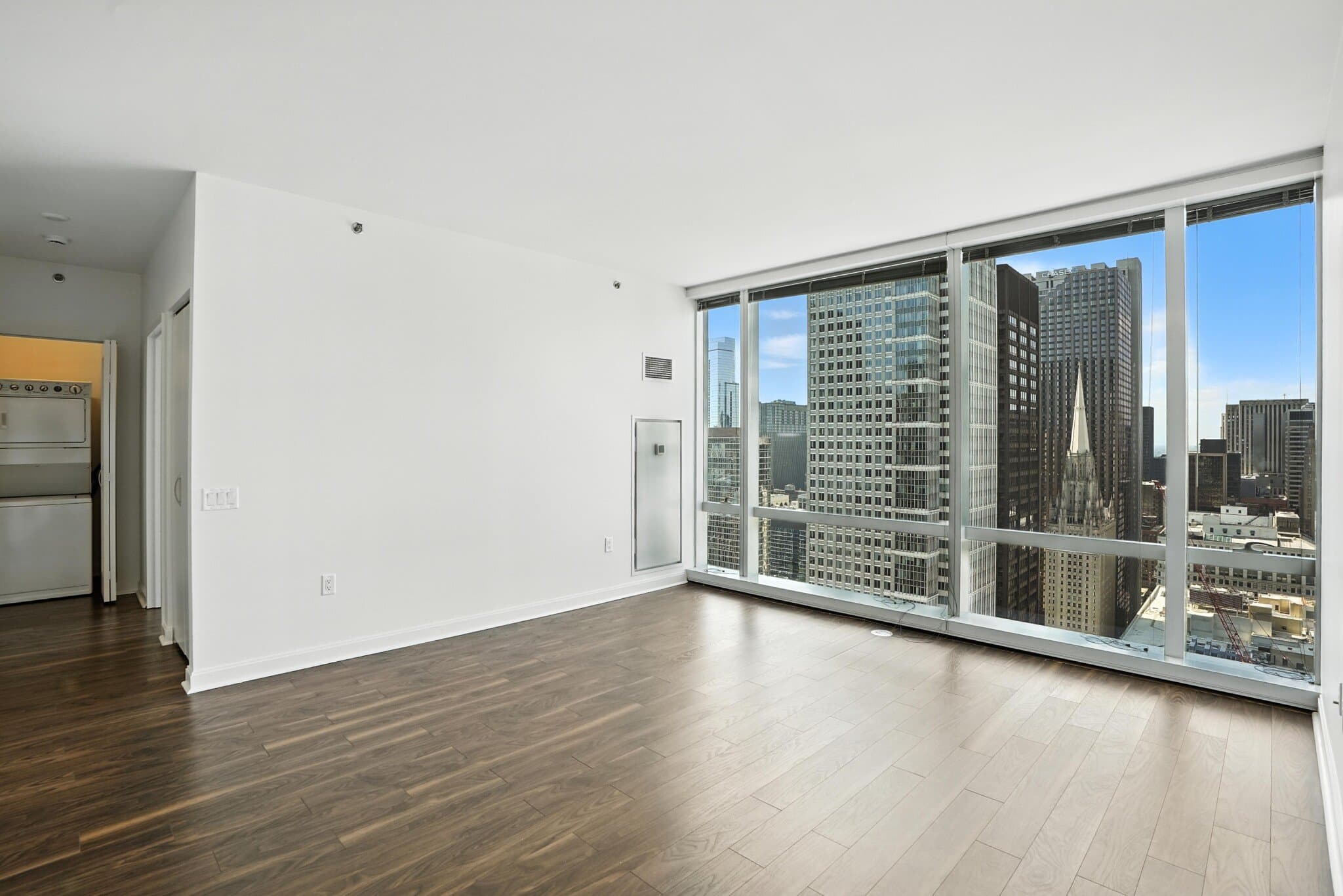 Chicago Condo: 223 N La Salle St