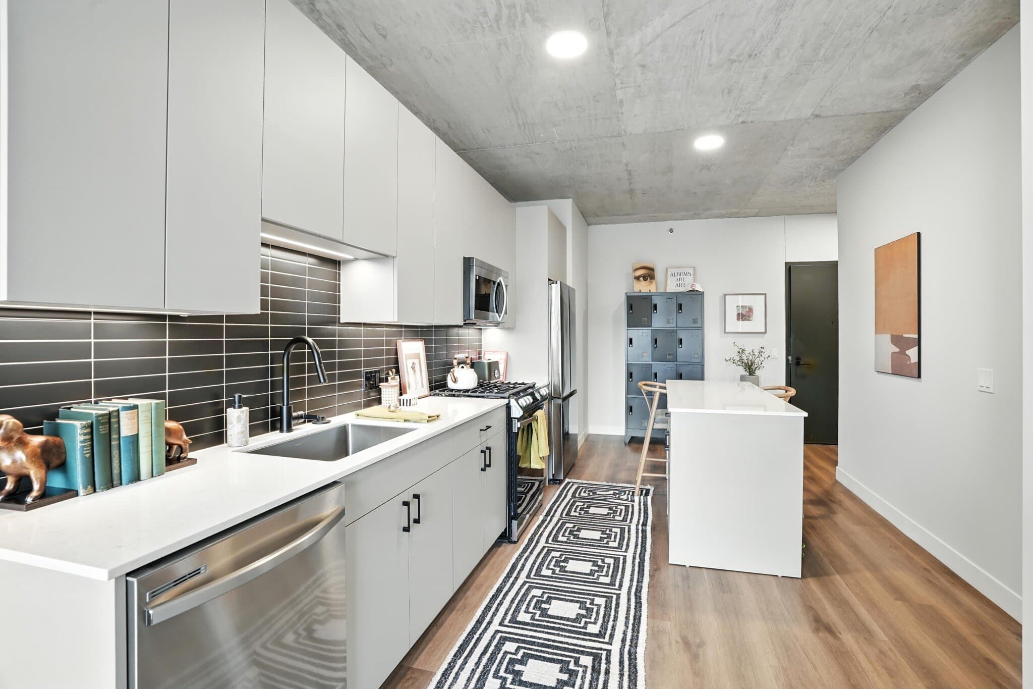 Chicago Condo: 345 N Aberdeen St