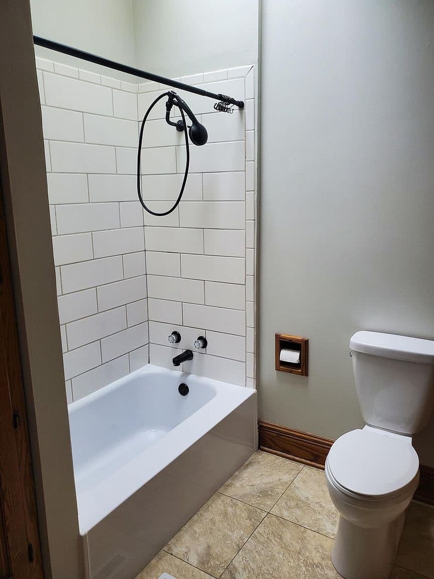 Omaha House: 3024 N 69th St