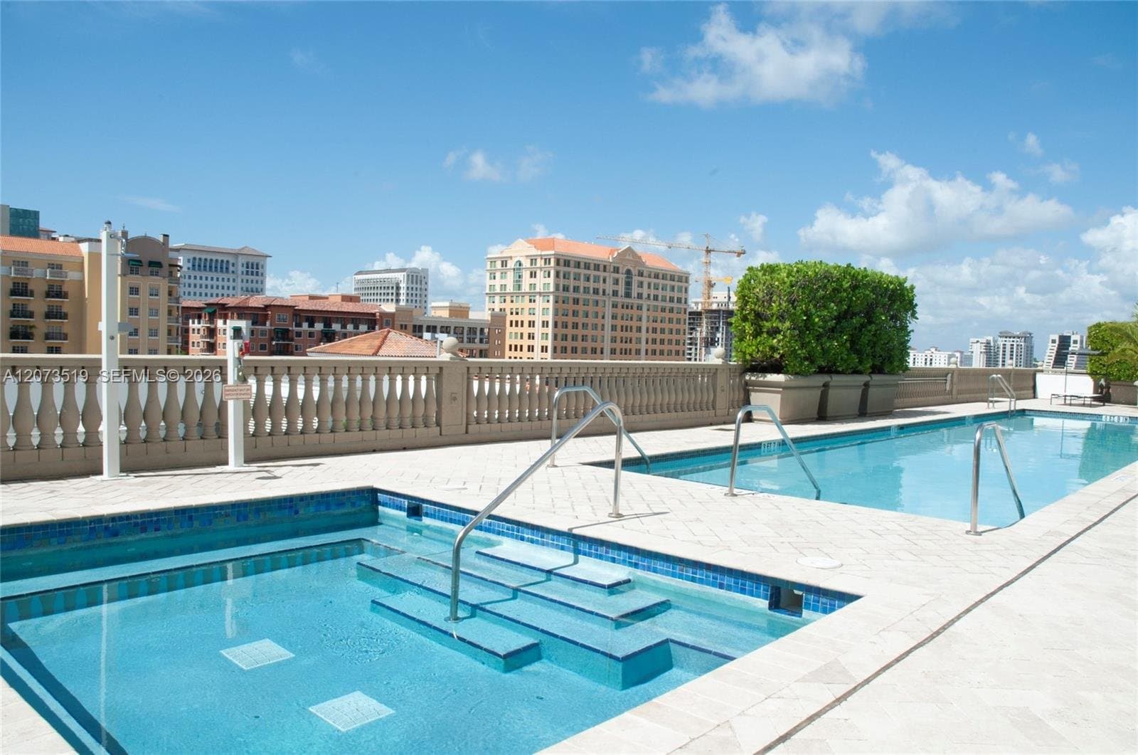 Coral Gables Condo: 10 Aragon Ave