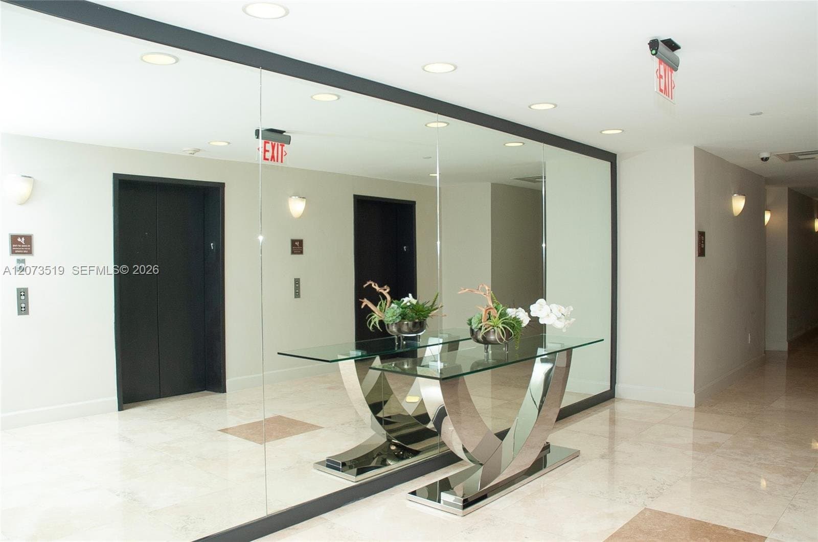 Coral Gables Condo: 10 Aragon Ave