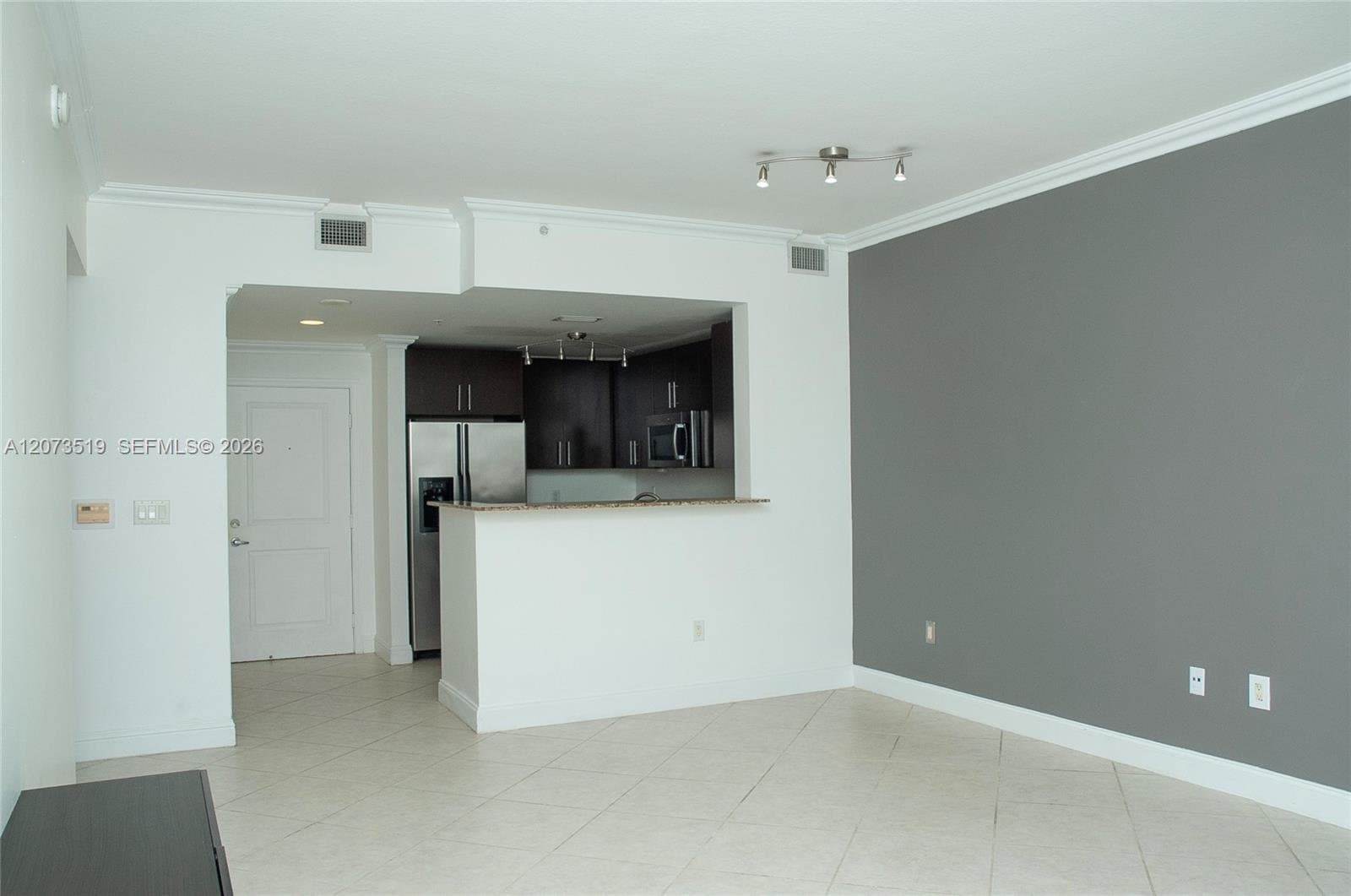 Coral Gables Condo: 10 Aragon Ave