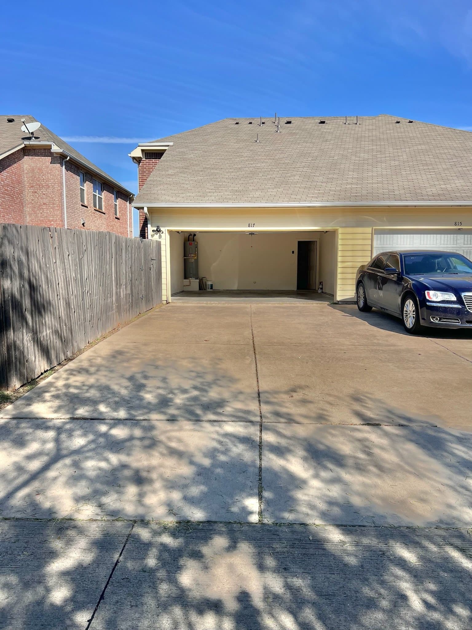 Grand Prairie Townhome: 817 Jamie Dr
