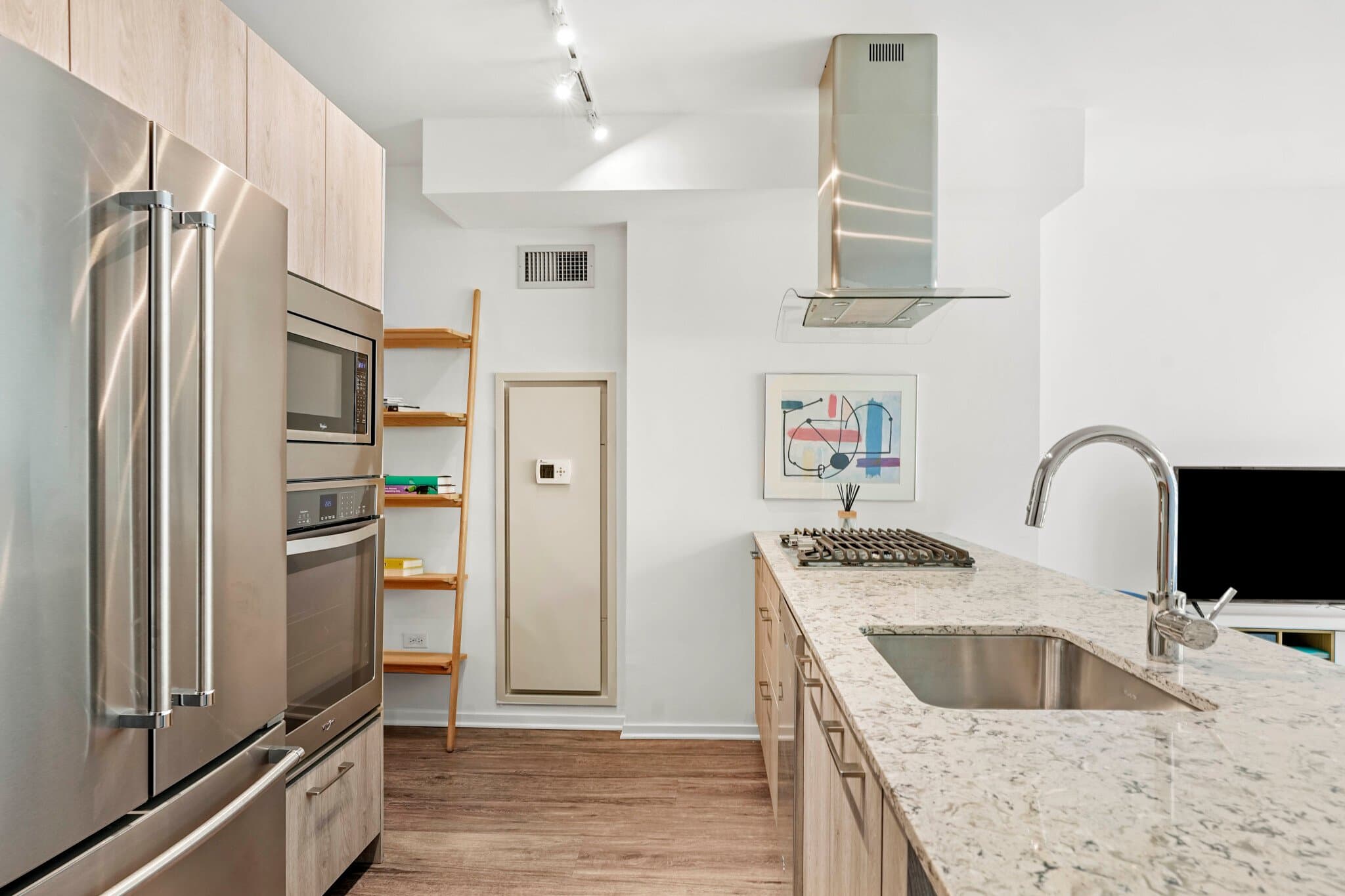 Chicago Condo: 167 East Ohio Street