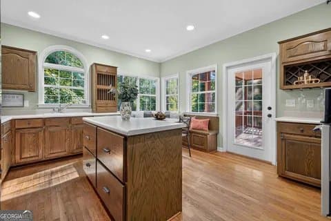 Sharpsburg House: 60 Tyler Woods Dr