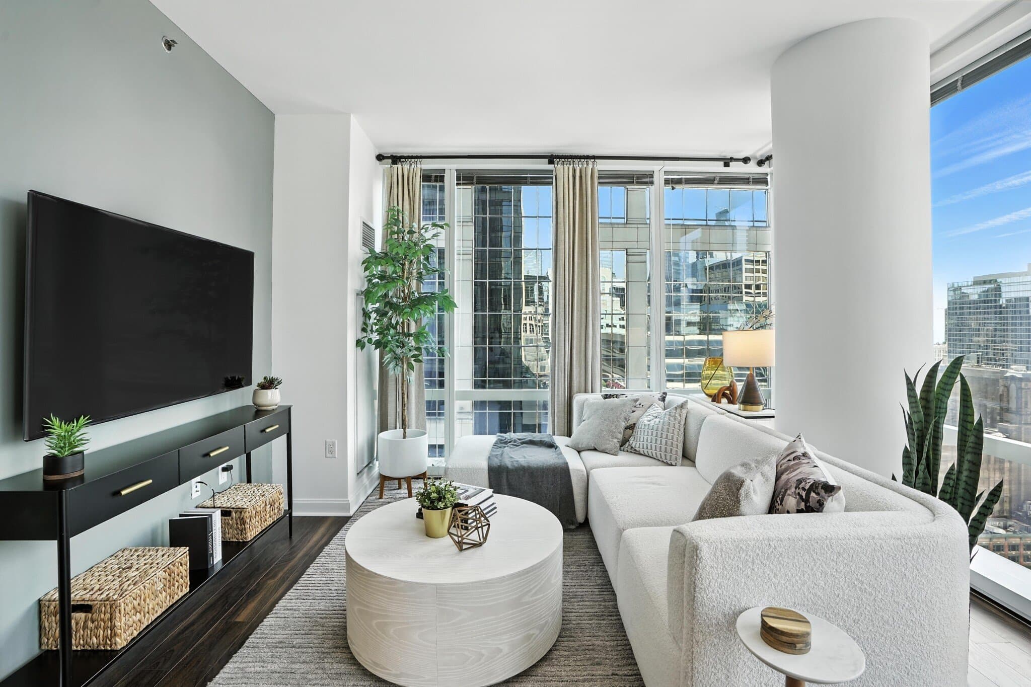 Chicago Condo: 189 North Clark Street