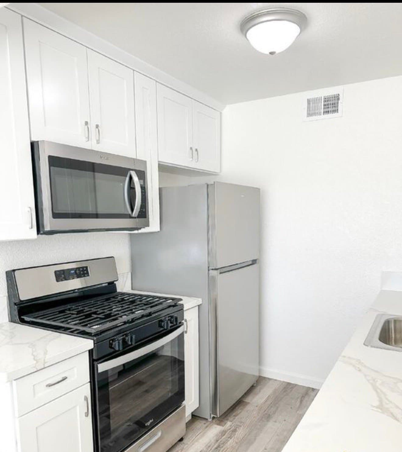 Sacramento Multiplex: 7143 Bacchini Ave