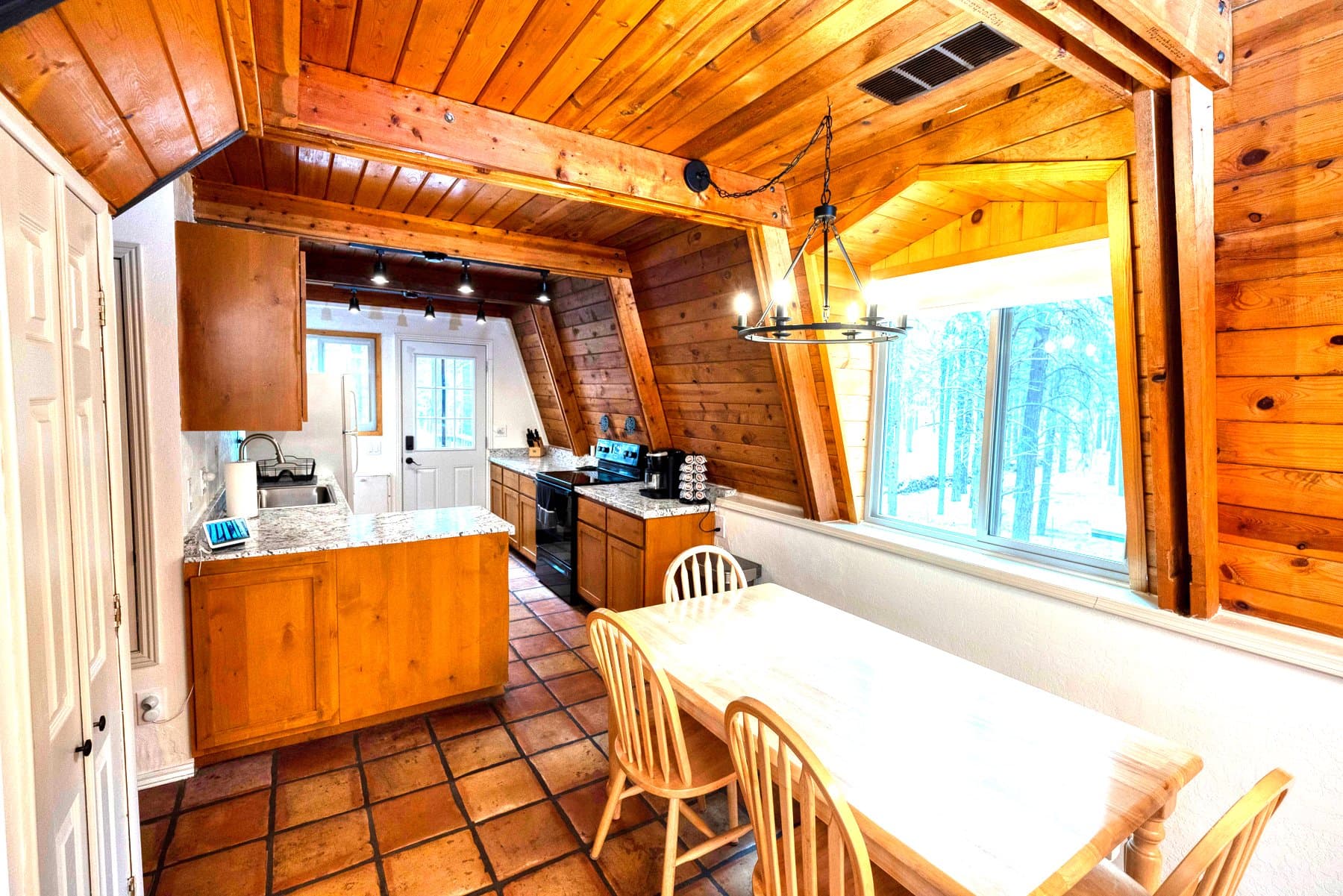 Williams House: 569 S Friar Tuck Trail