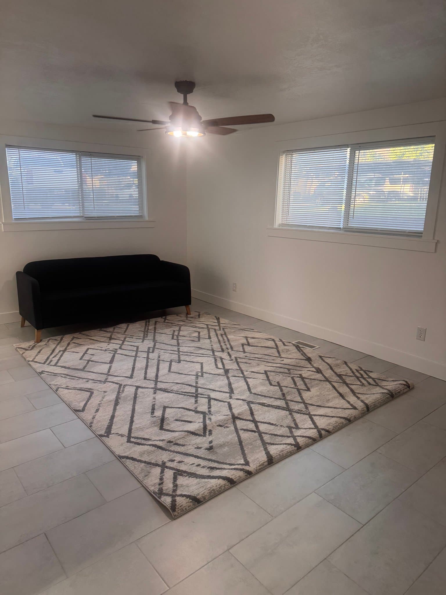 Bountiful Single Room: 314 W Center St