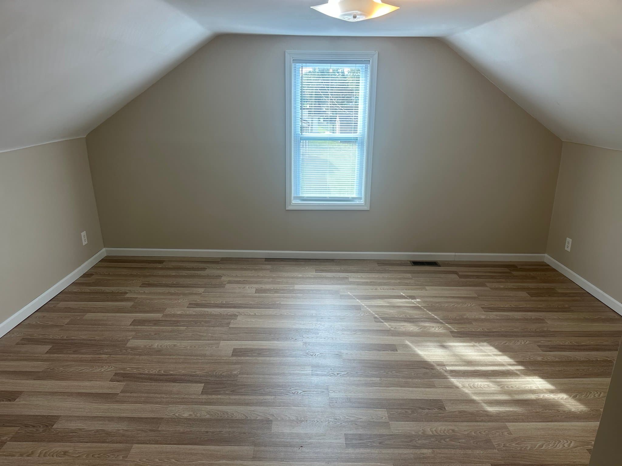 Piqua House: 316 3rd st
