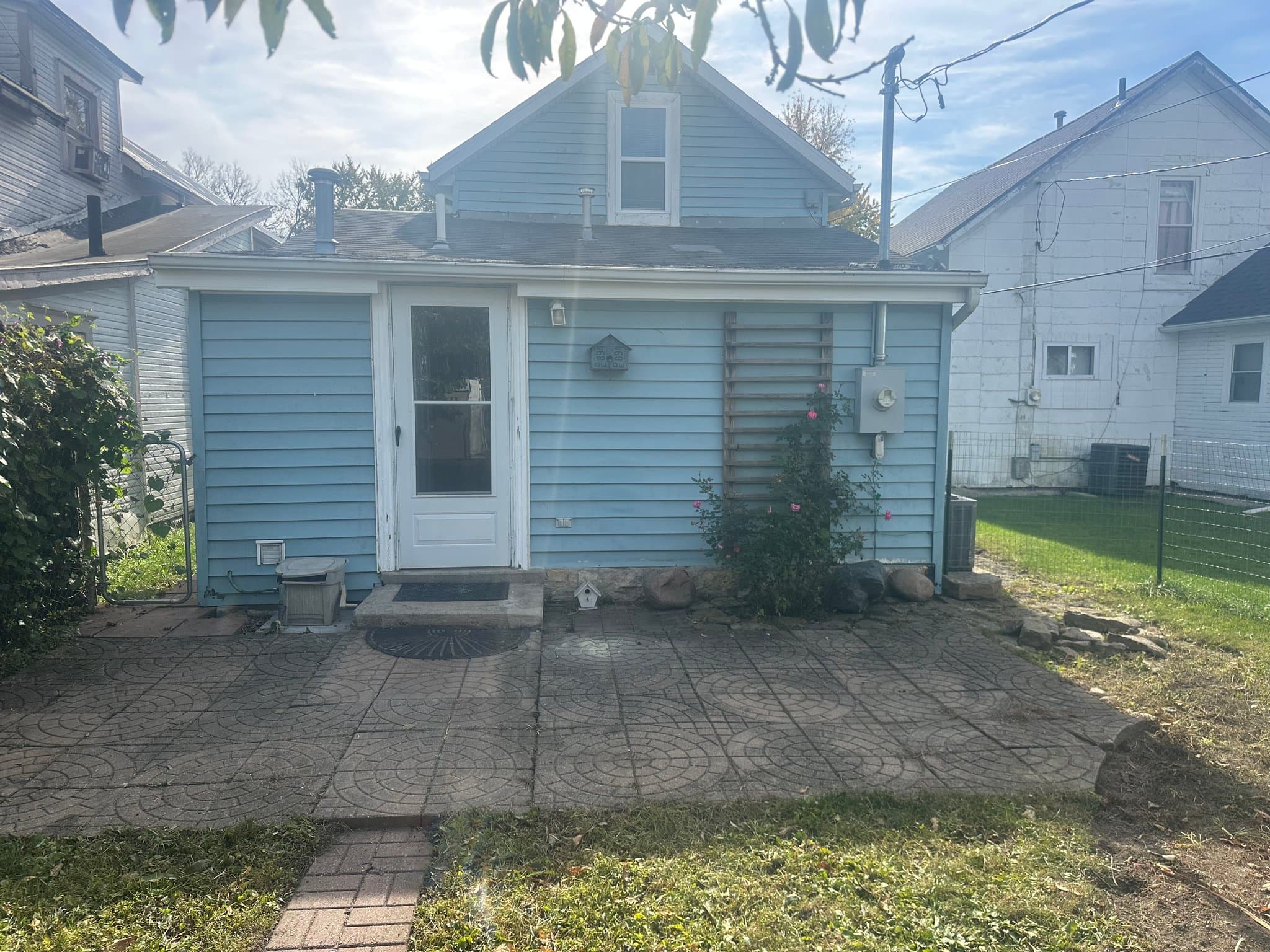 Piqua House: 316 3rd st