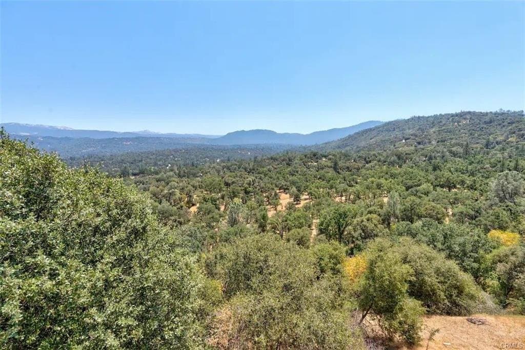 Oakhurst Single Room: 38797 CA-41