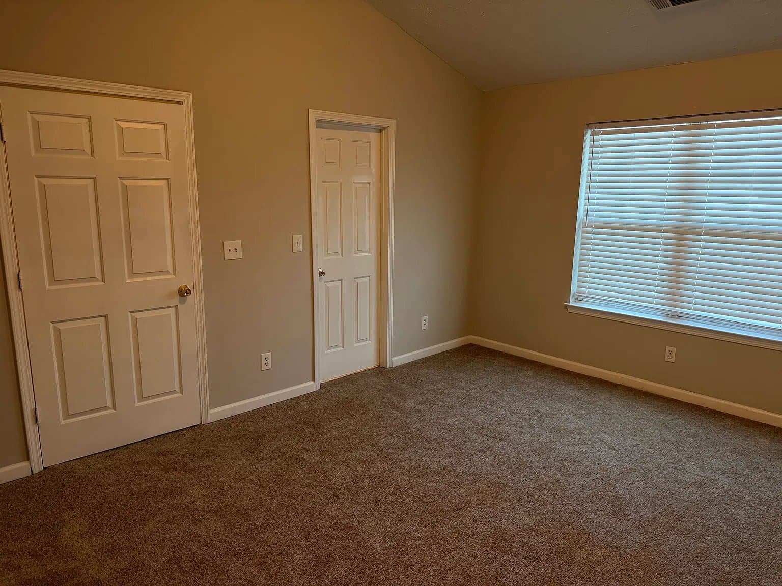 Lawrenceville House: 305 Springhaven Rd