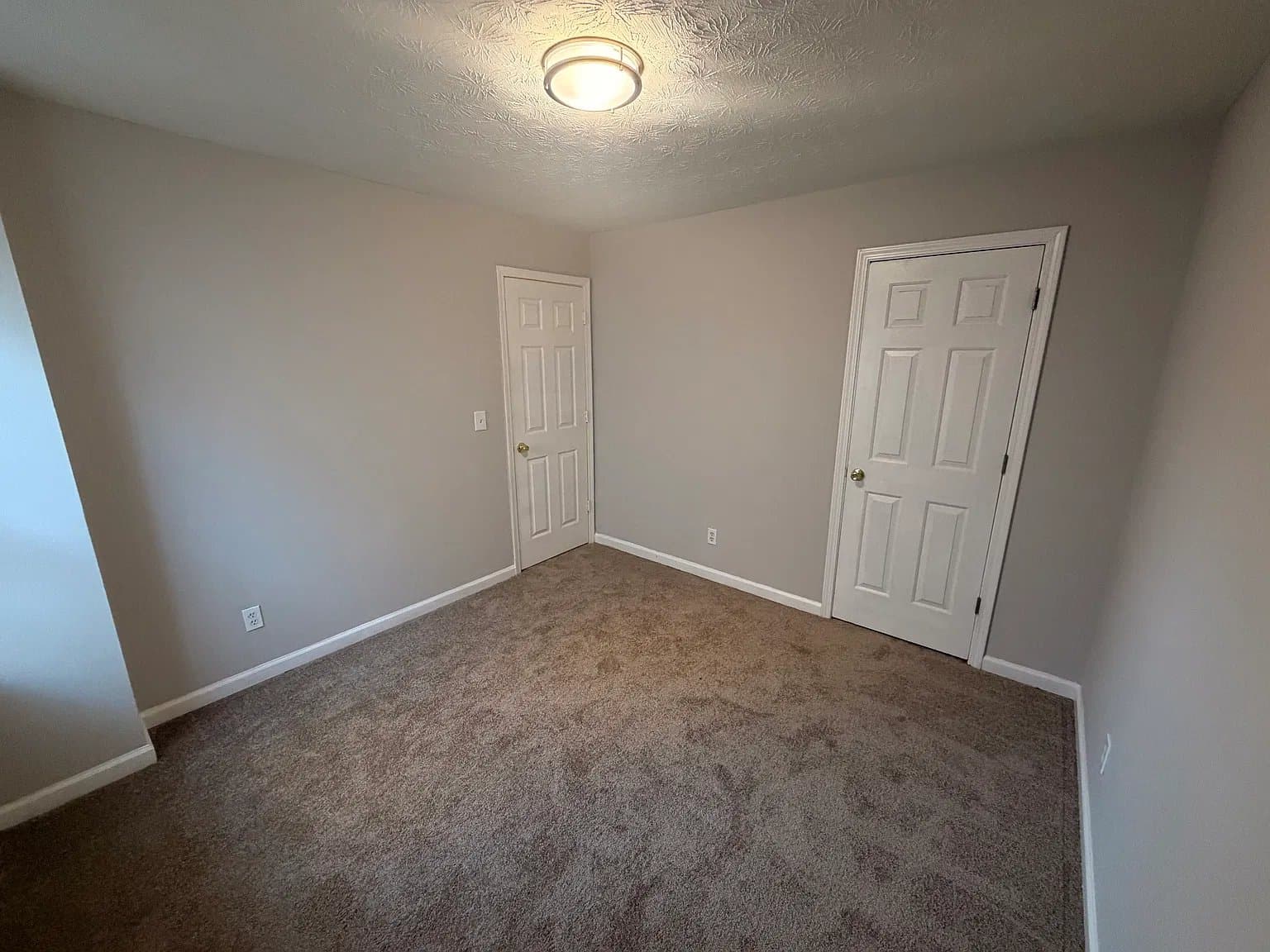 Lawrenceville House: 305 Springhaven Rd