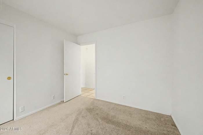 Glendale House: 6657 N 77th Dr