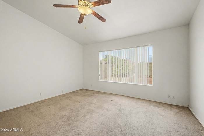 Glendale House: 6657 N 77th Dr