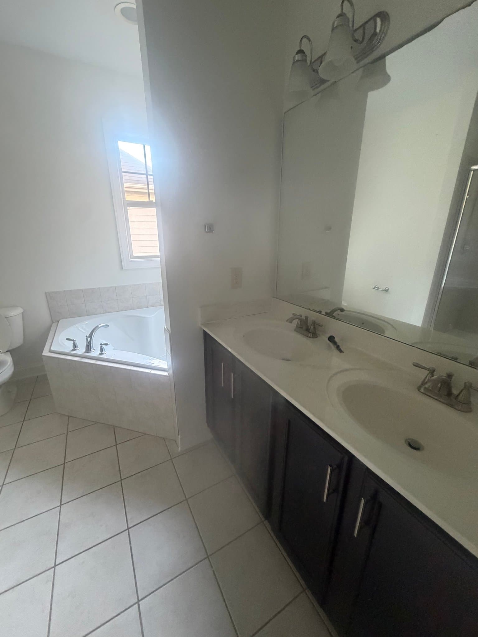 Raleigh House: 5321 Orabelle Ct