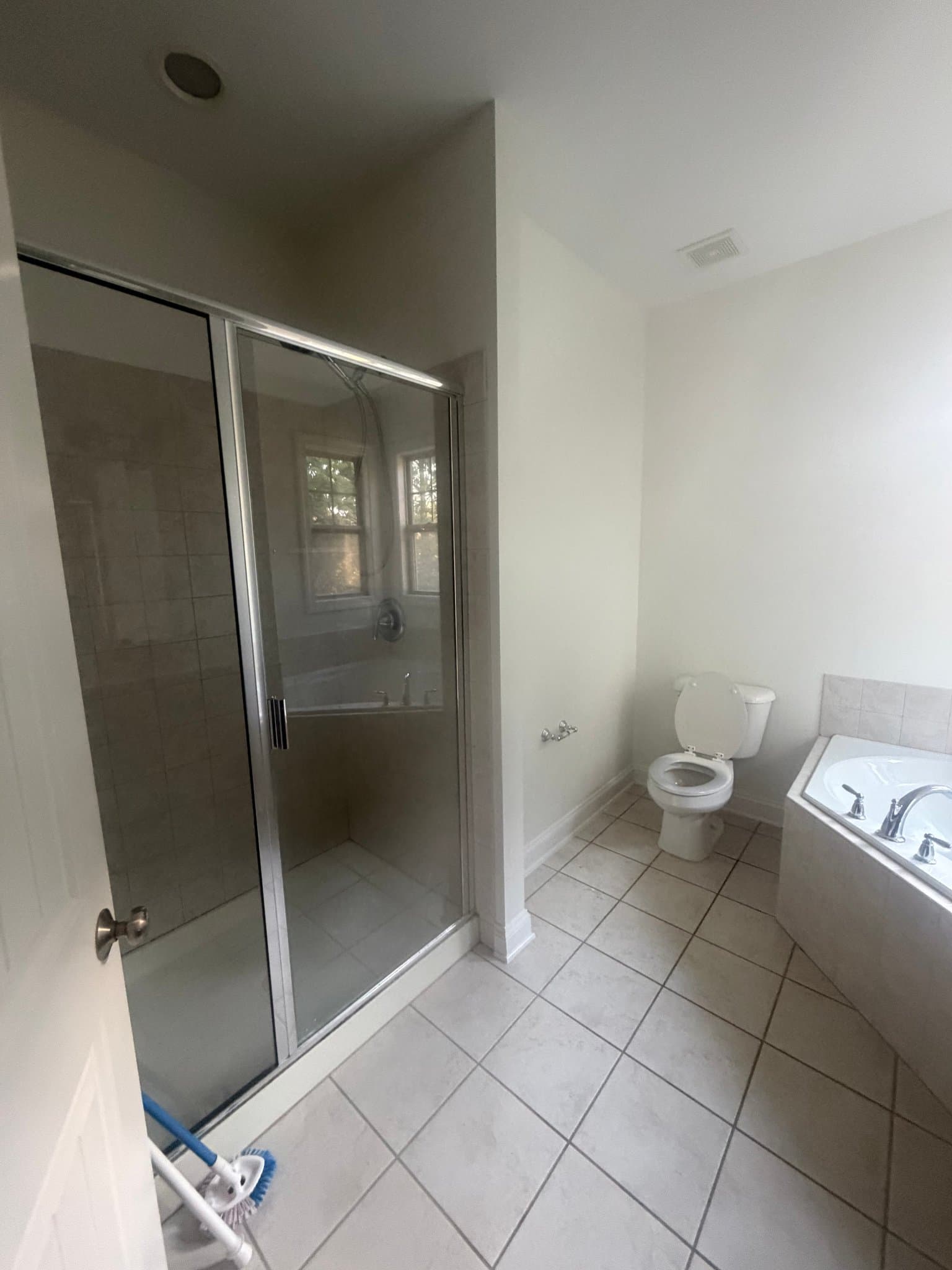 Raleigh House: 5321 Orabelle Ct