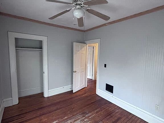 Columbus House: 132 Clinton St