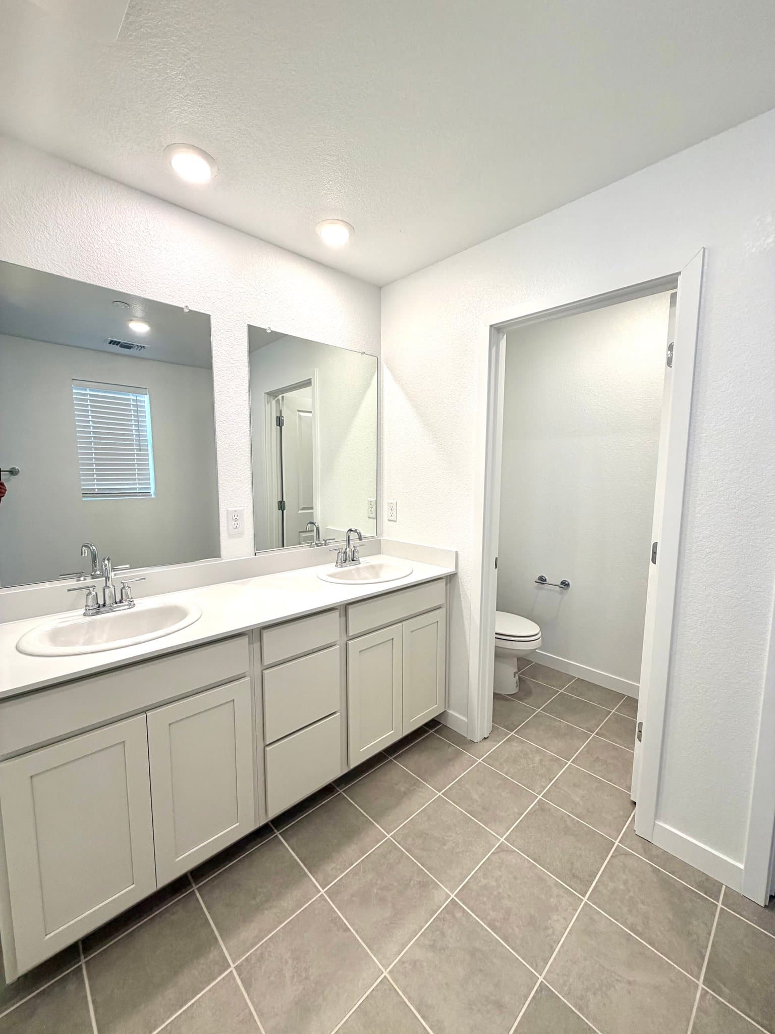 roseville Single Room: 1981 Westbrook