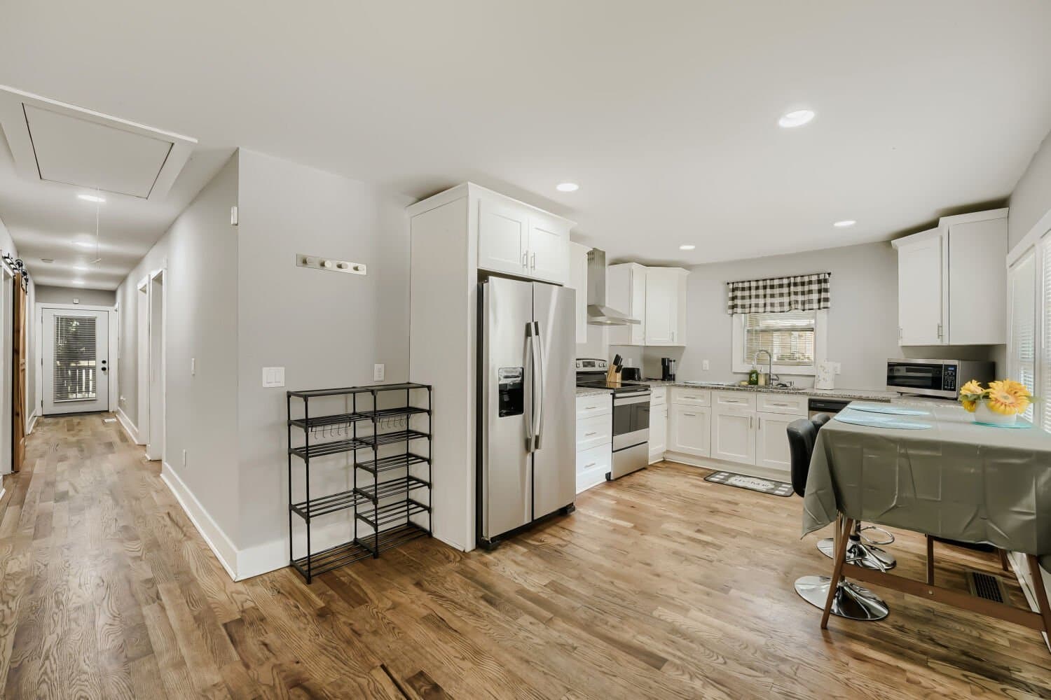 Atlanta House: 908 McDaniel St SW