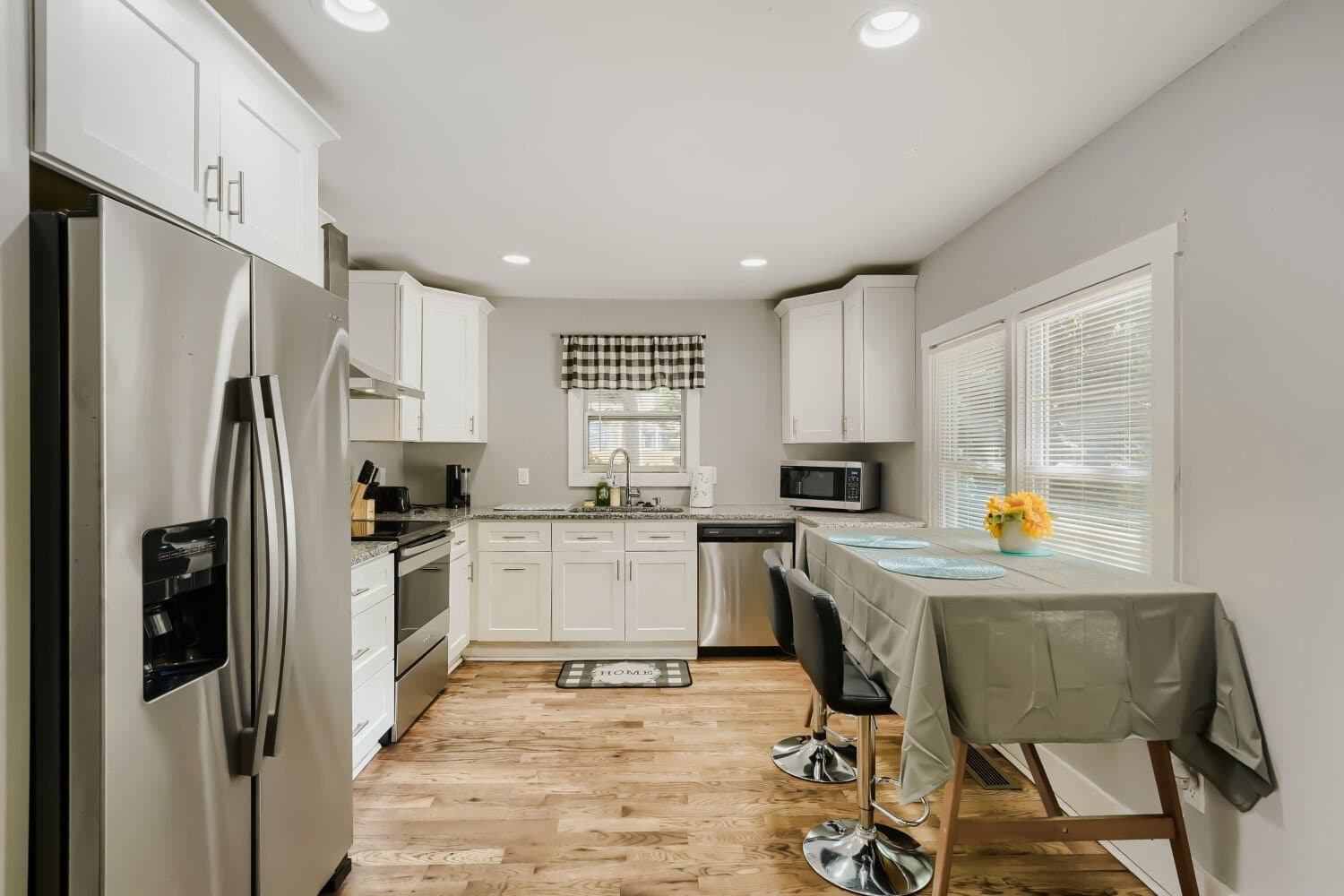 Atlanta House: 908 McDaniel St SW