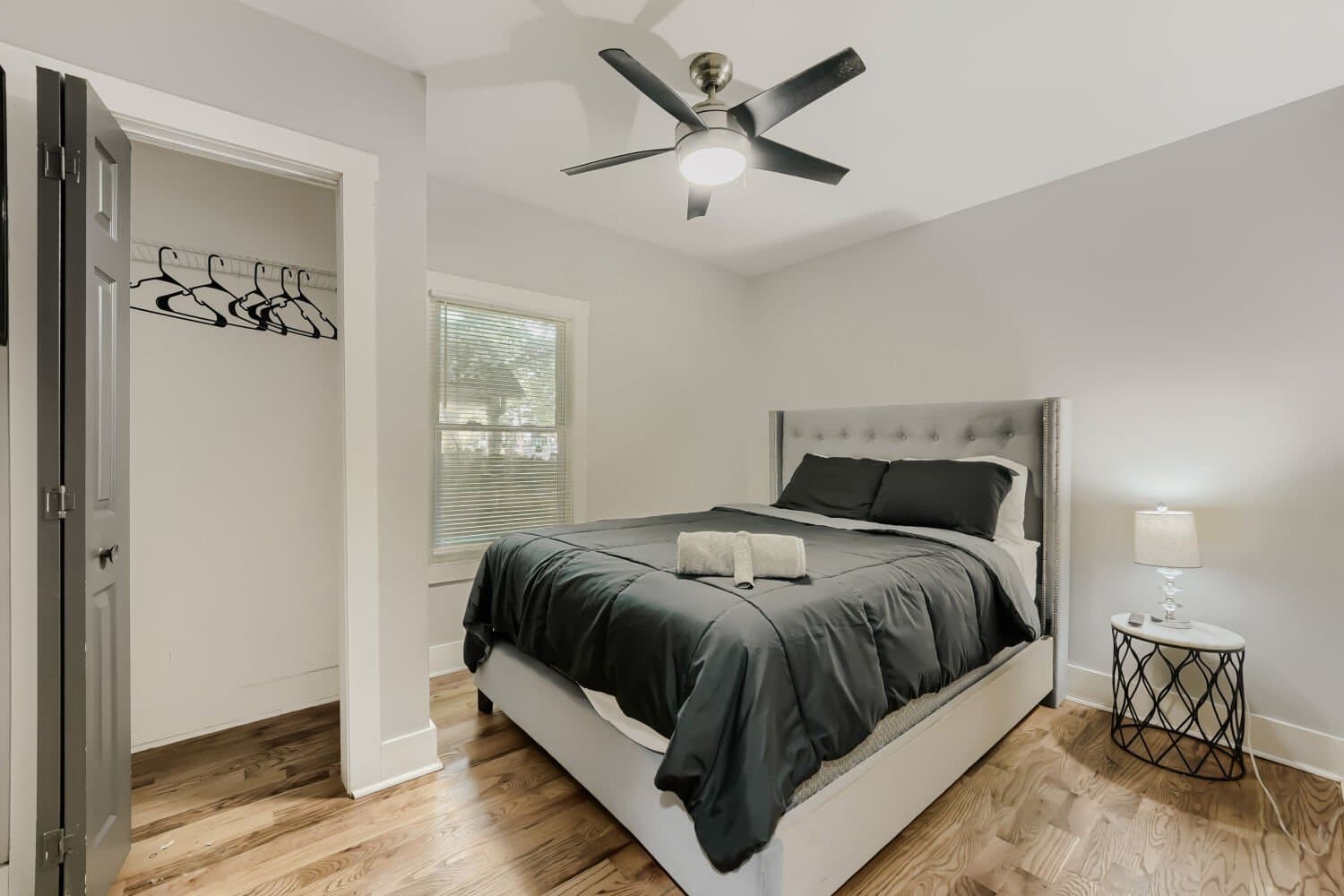 Atlanta House: 908 McDaniel St SW