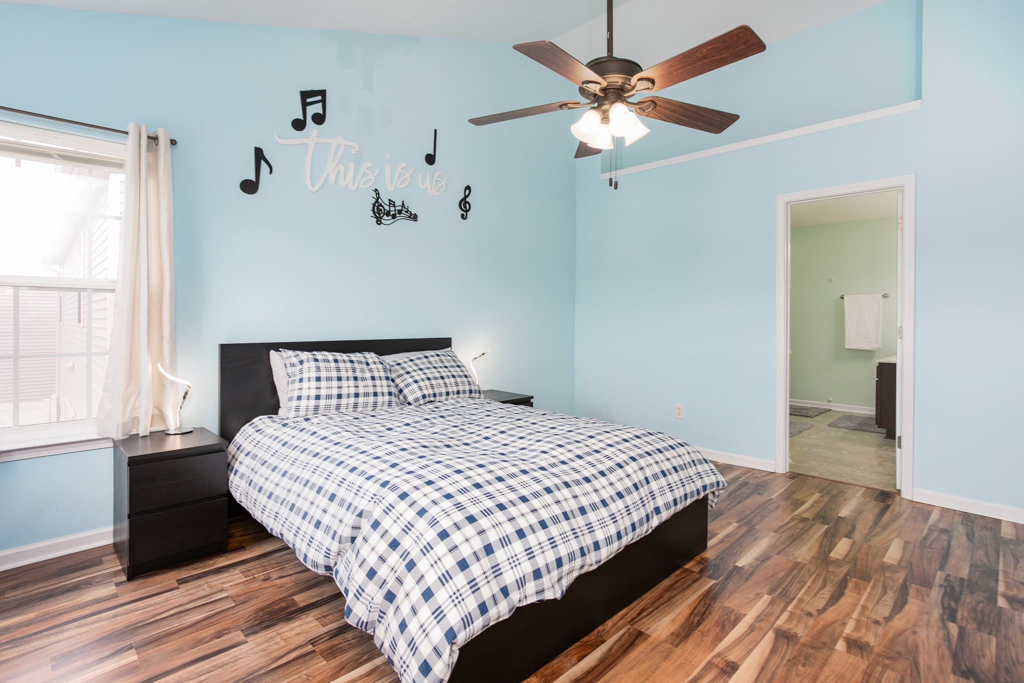 High Point House: 862 Hedgepath Ter