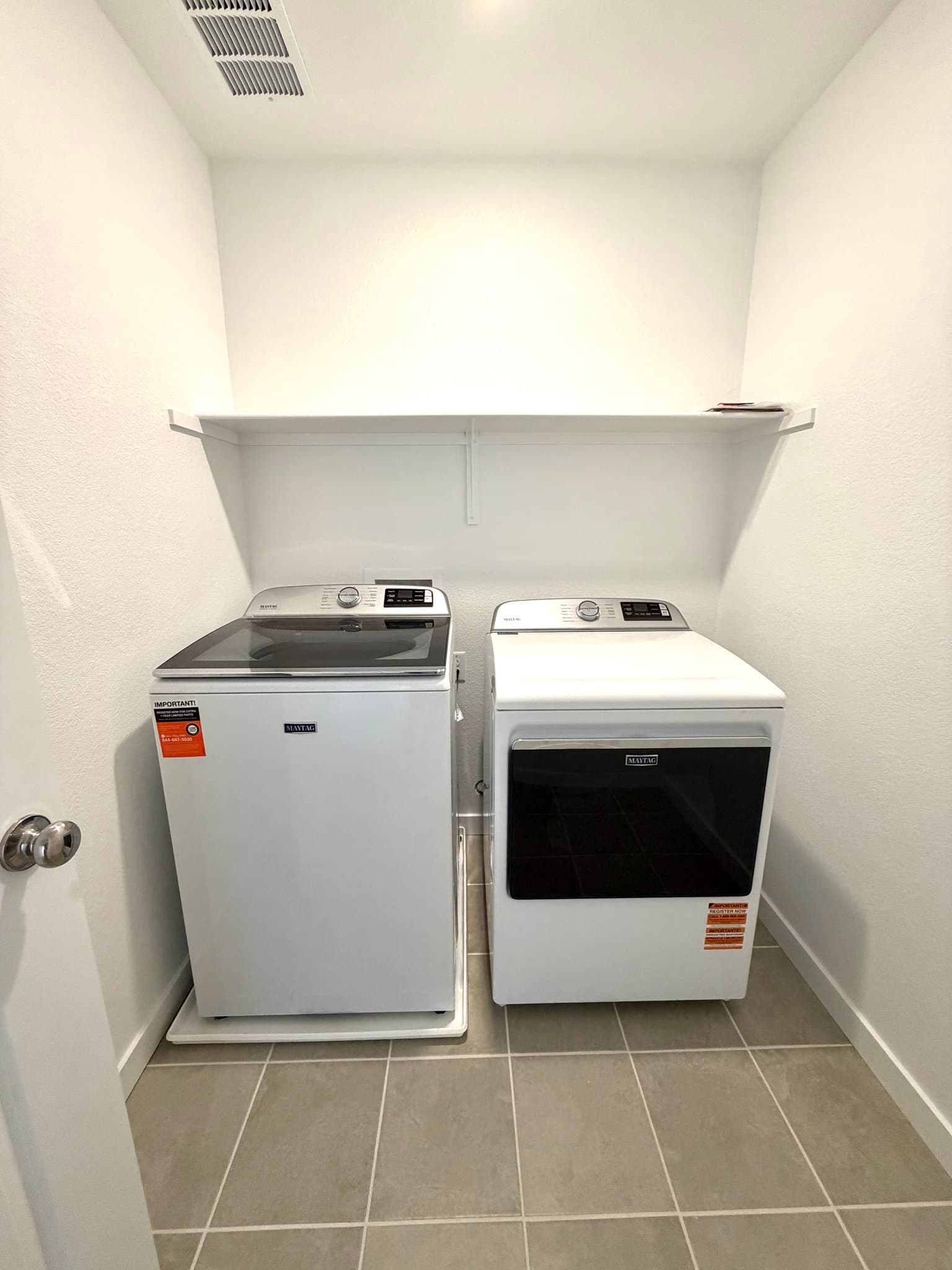 roseville Single Room: 1981 Westbrook