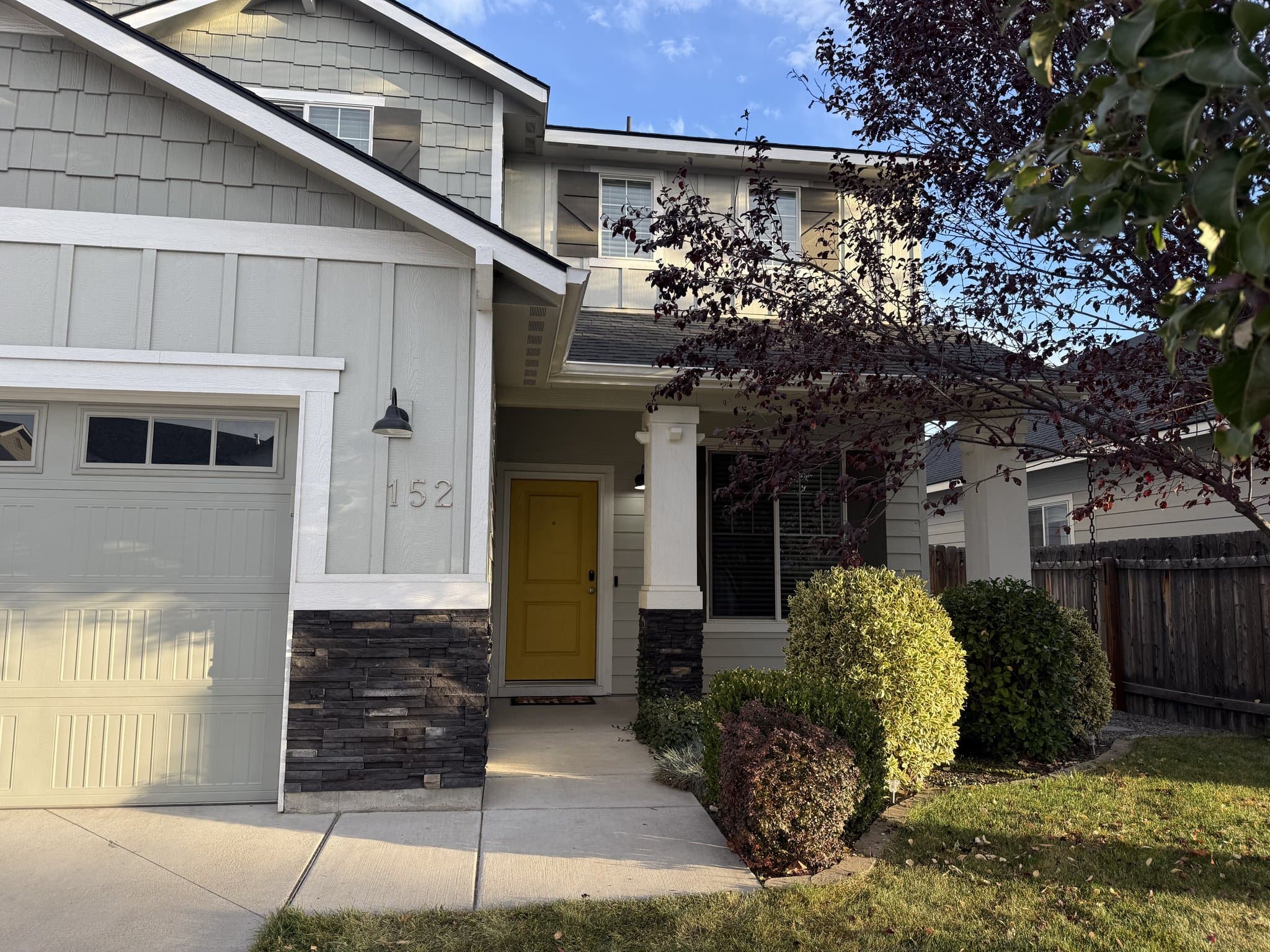 Meridian House: 152 E Ensenada Drive