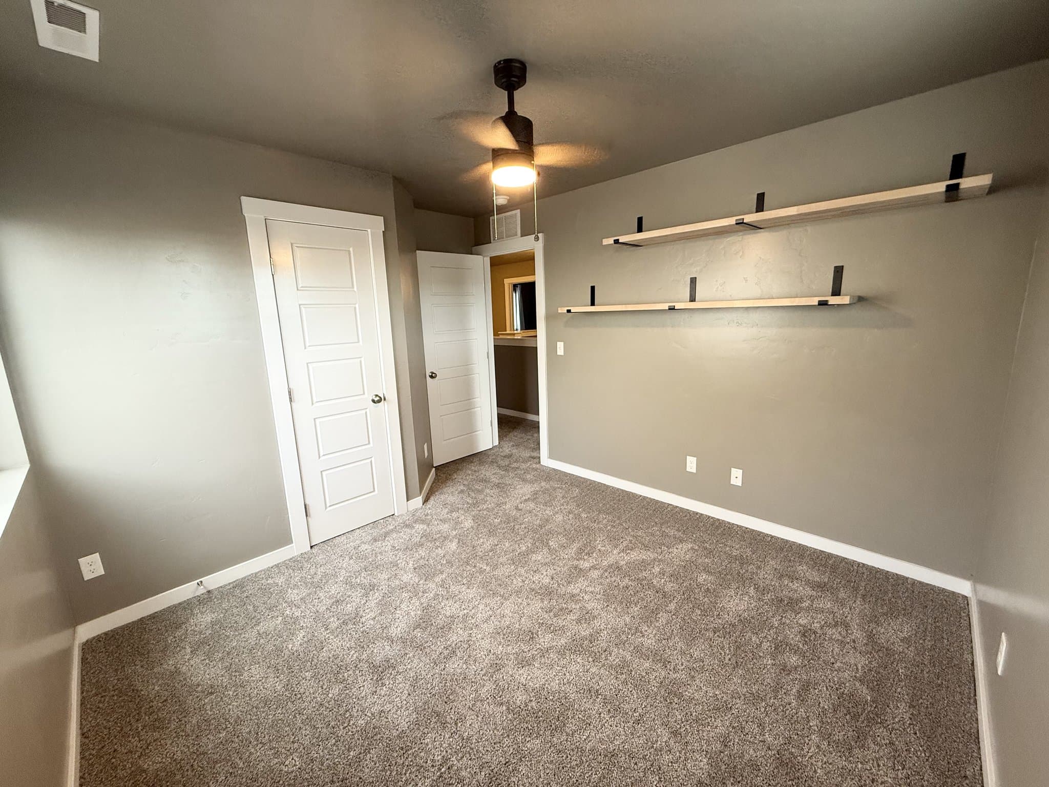 Meridian House: 152 E Ensenada Drive