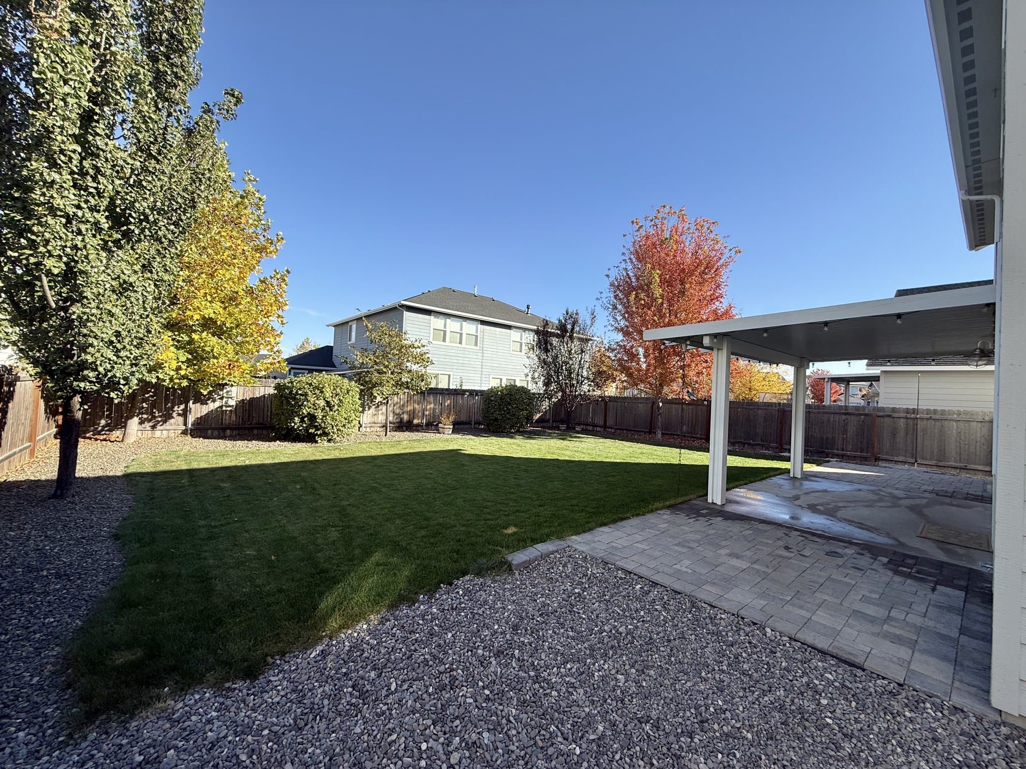 Meridian House: 152 E Ensenada Drive