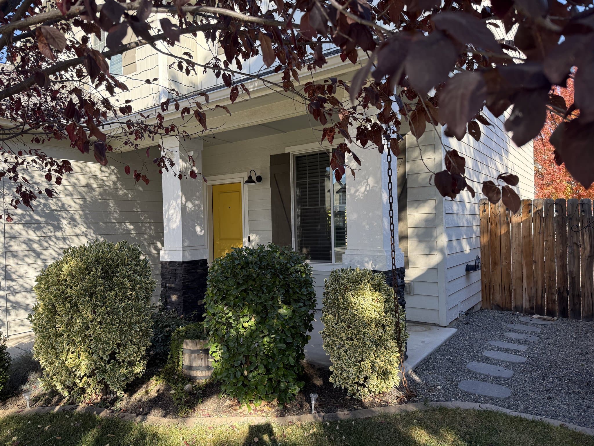Meridian House: 152 E Ensenada Drive