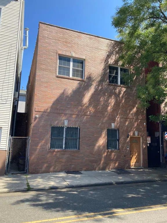 Jersey City Multiplex: 52 Franklin St