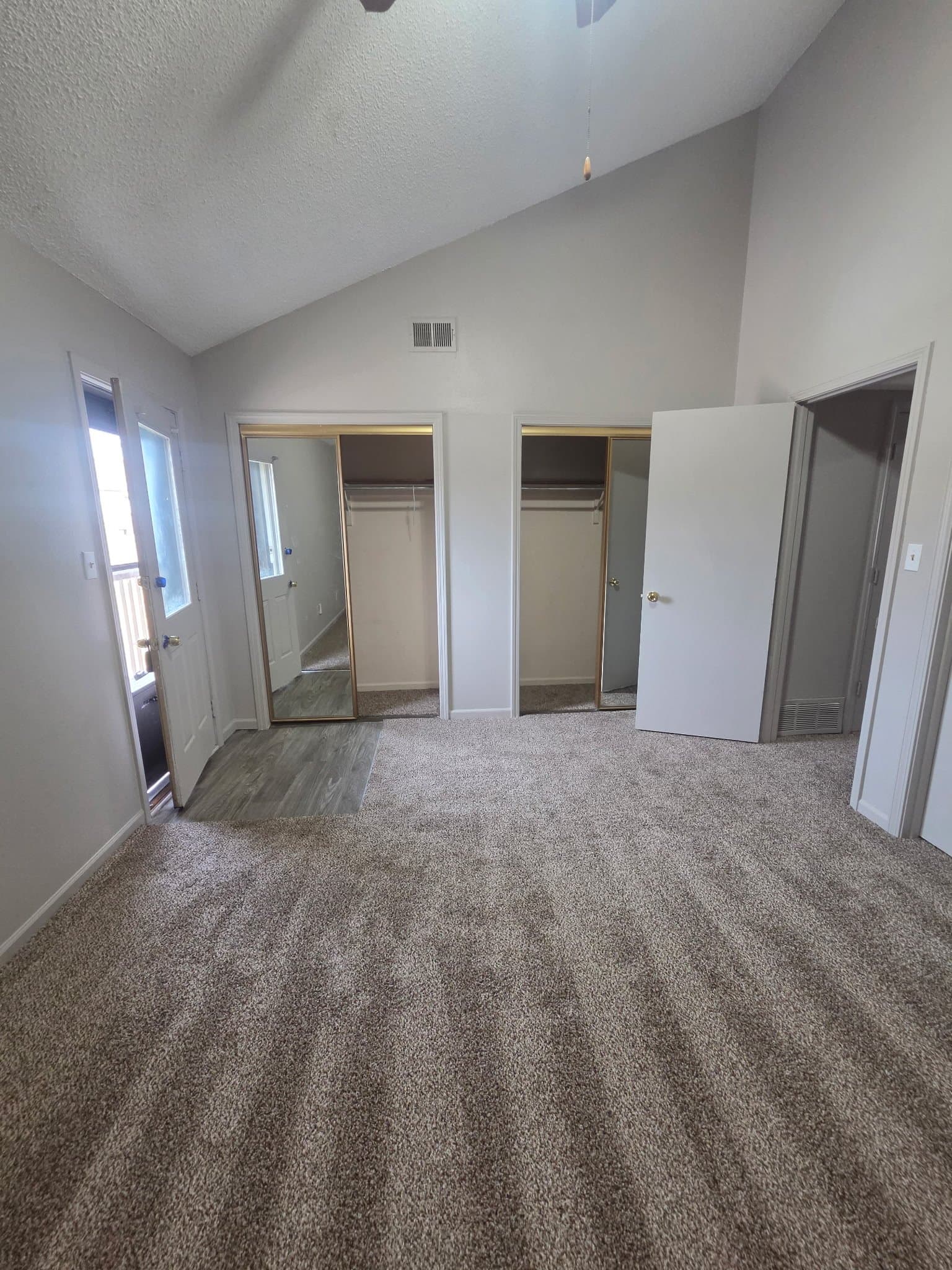 Blue Springs Apartment: 401 NW 3rd Street