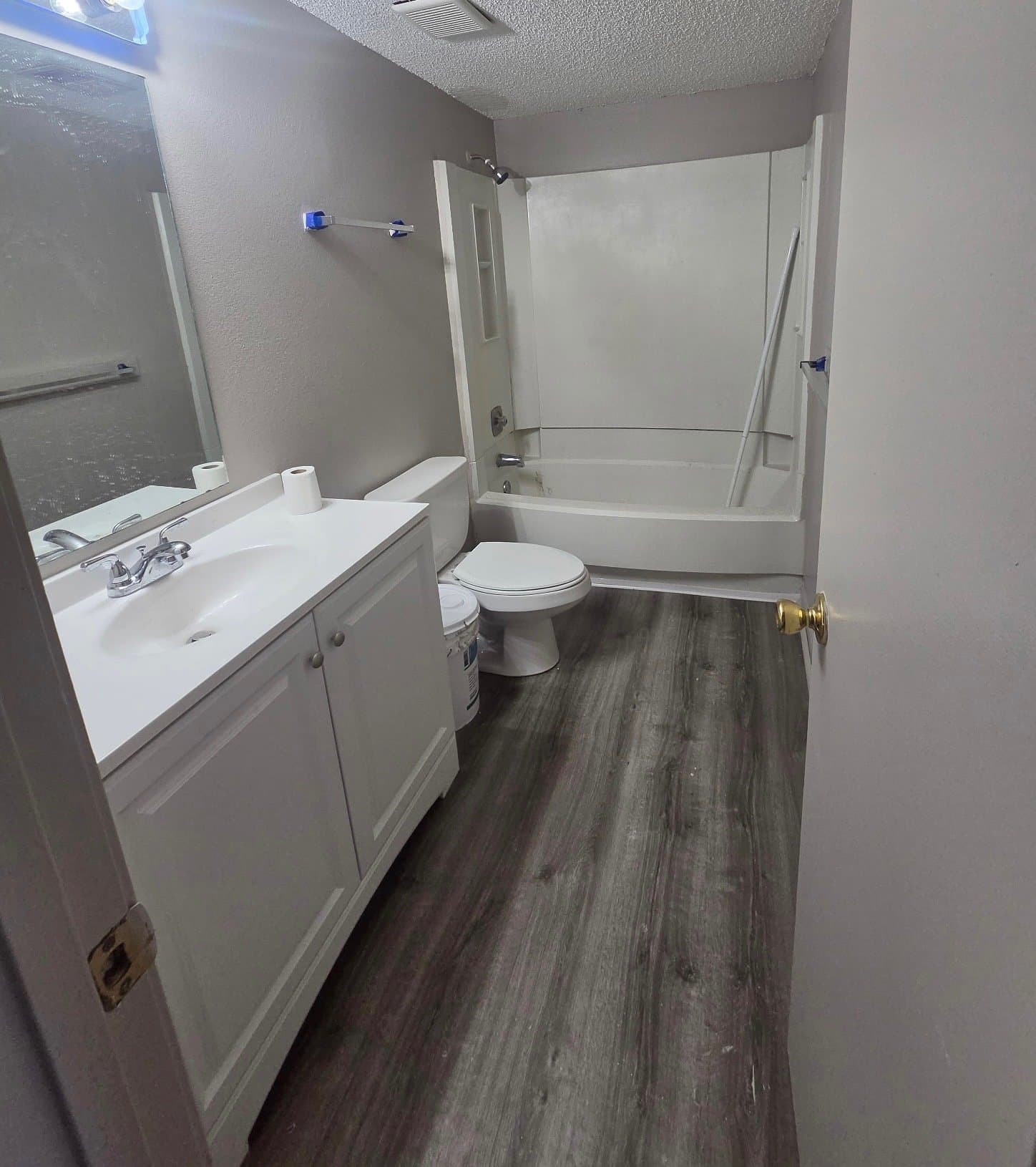 Blue Springs Apartment: 401 NW 3rd Street