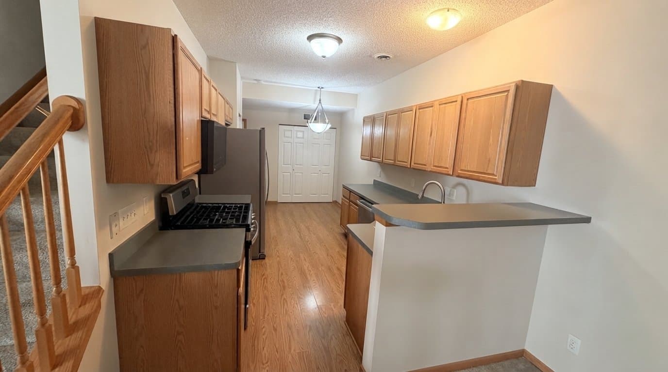 Lakeville Townhome: 11151 204th St W