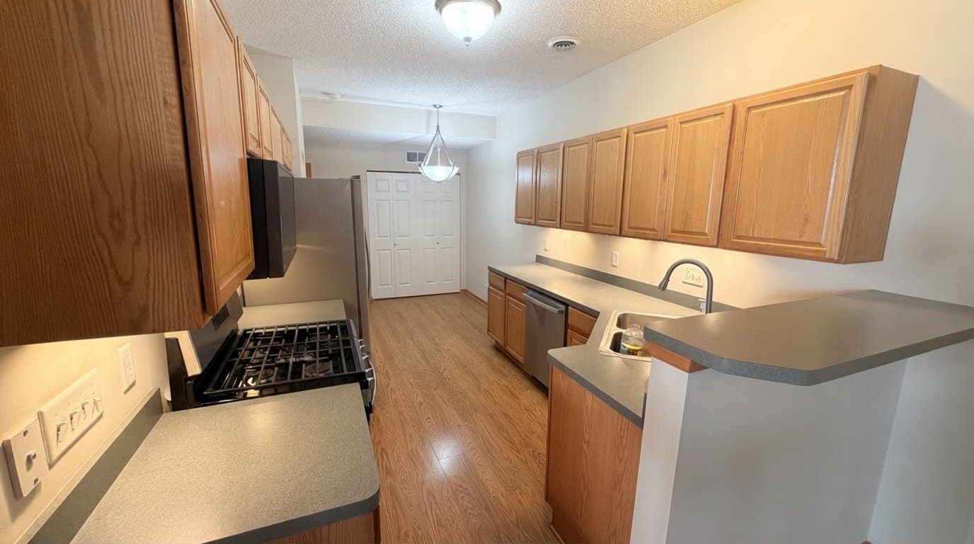 Lakeville Townhome: 11151 204th St W