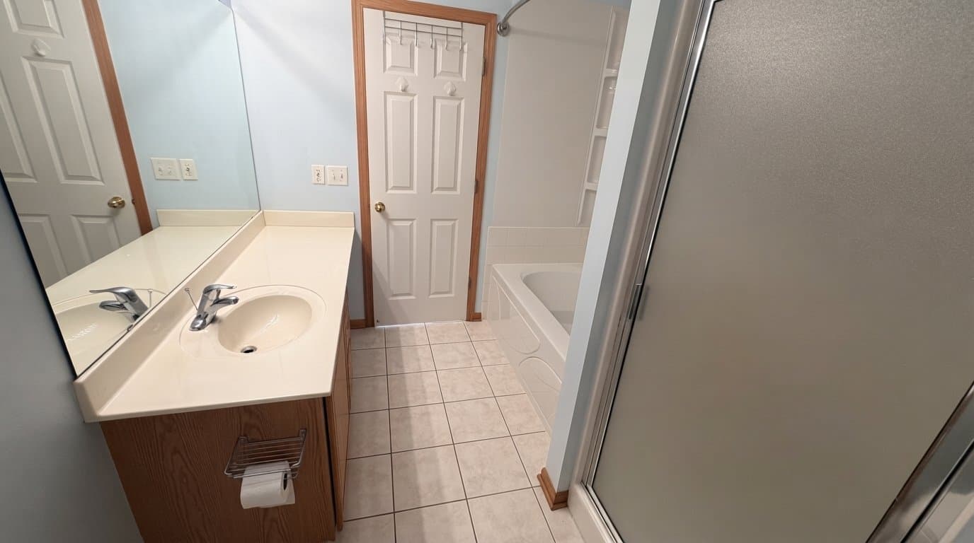 Lakeville Townhome: 11151 204th St W