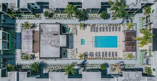 Tampa Apartment: 115 S Lois Ave