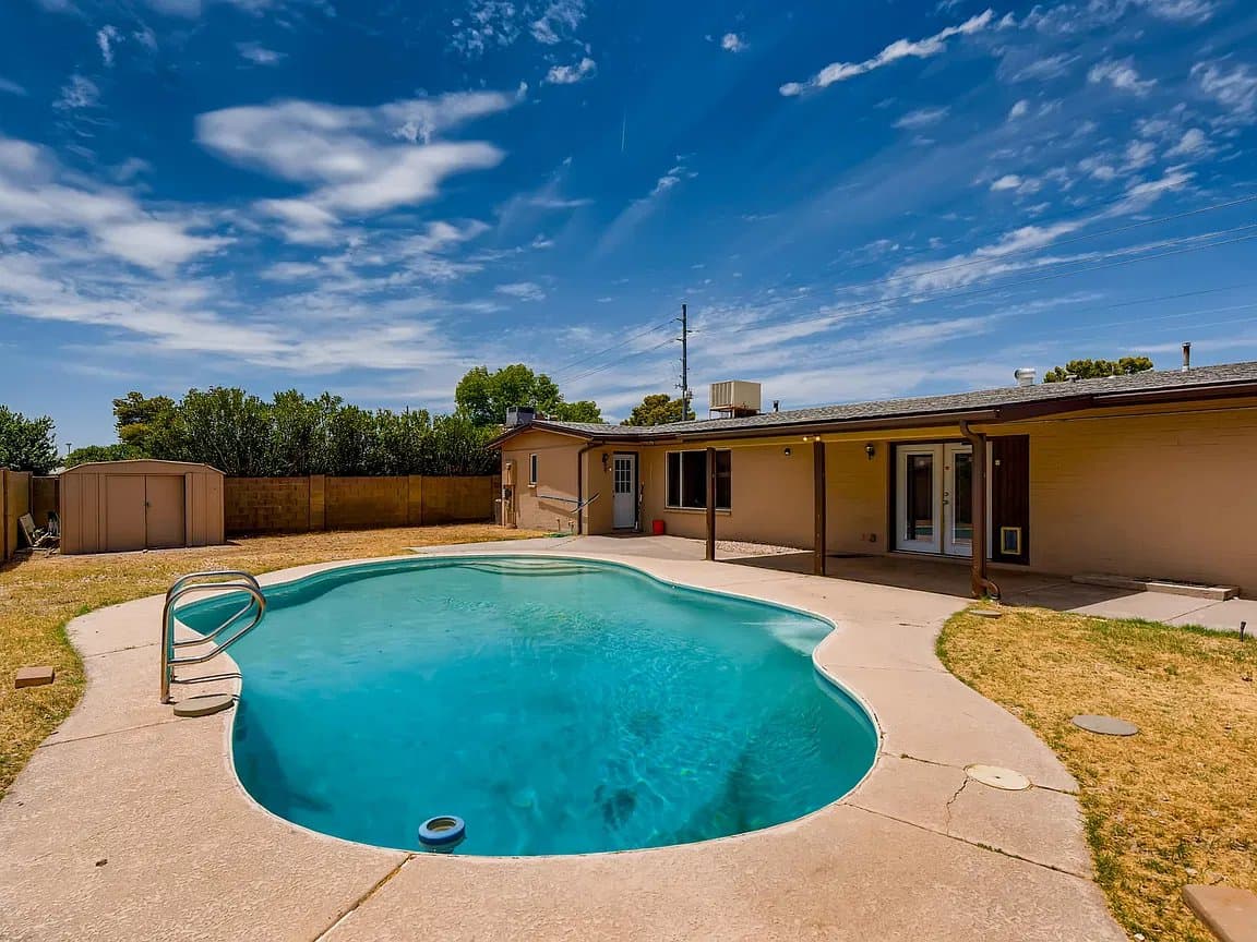 Phoenix House: 10043 N 43rd Ave