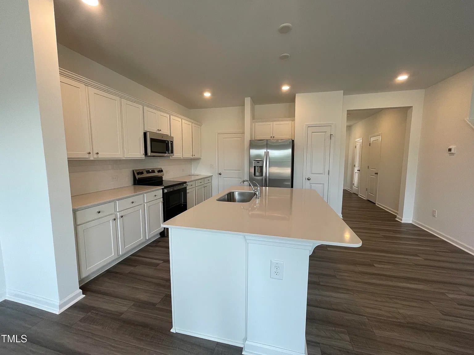Smithfeild Townhome: 169 Lundy Ln