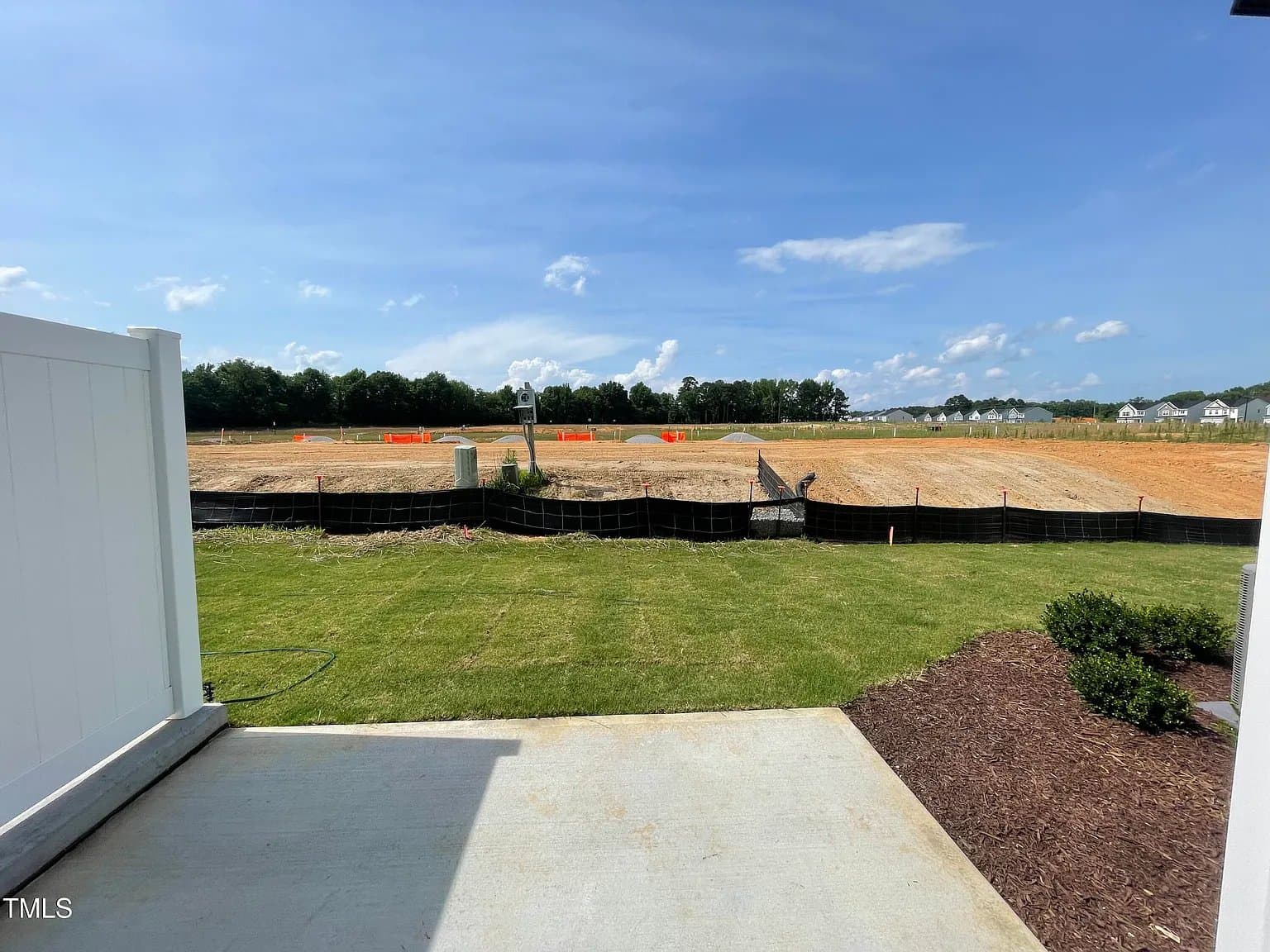 Smithfeild Townhome: 169 Lundy Ln