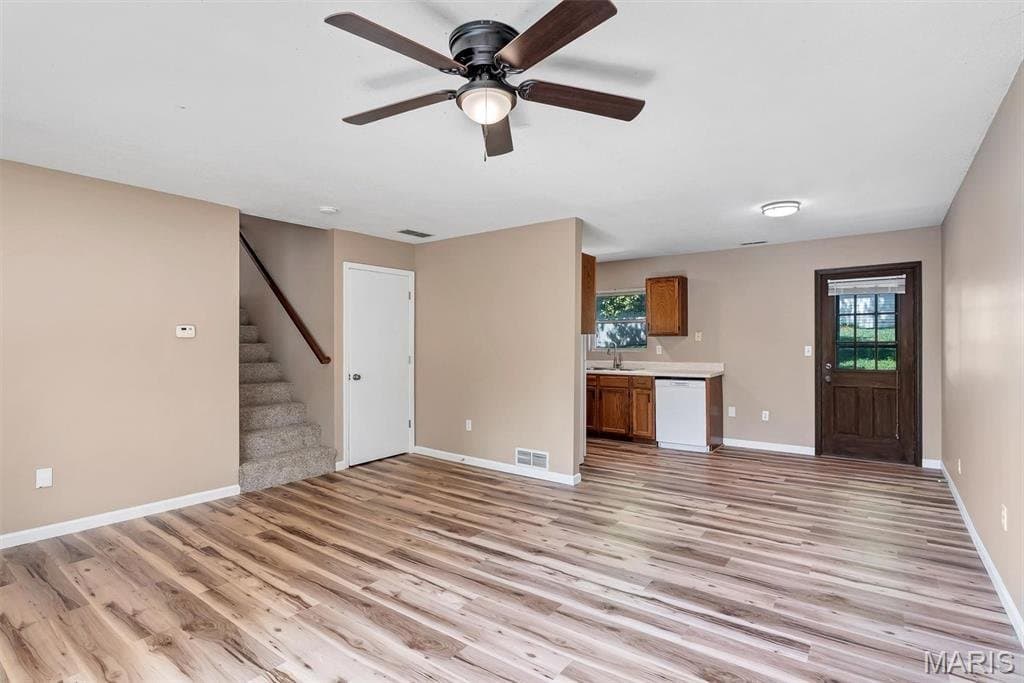 washington House: 5 12th st
