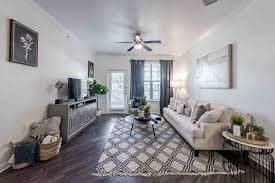 Austin Apartment: 9520 Spectrum Dr